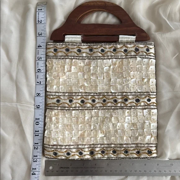 Stylish Mother of Pearl Clutch with Wooden Handle - Picture 4 of 4